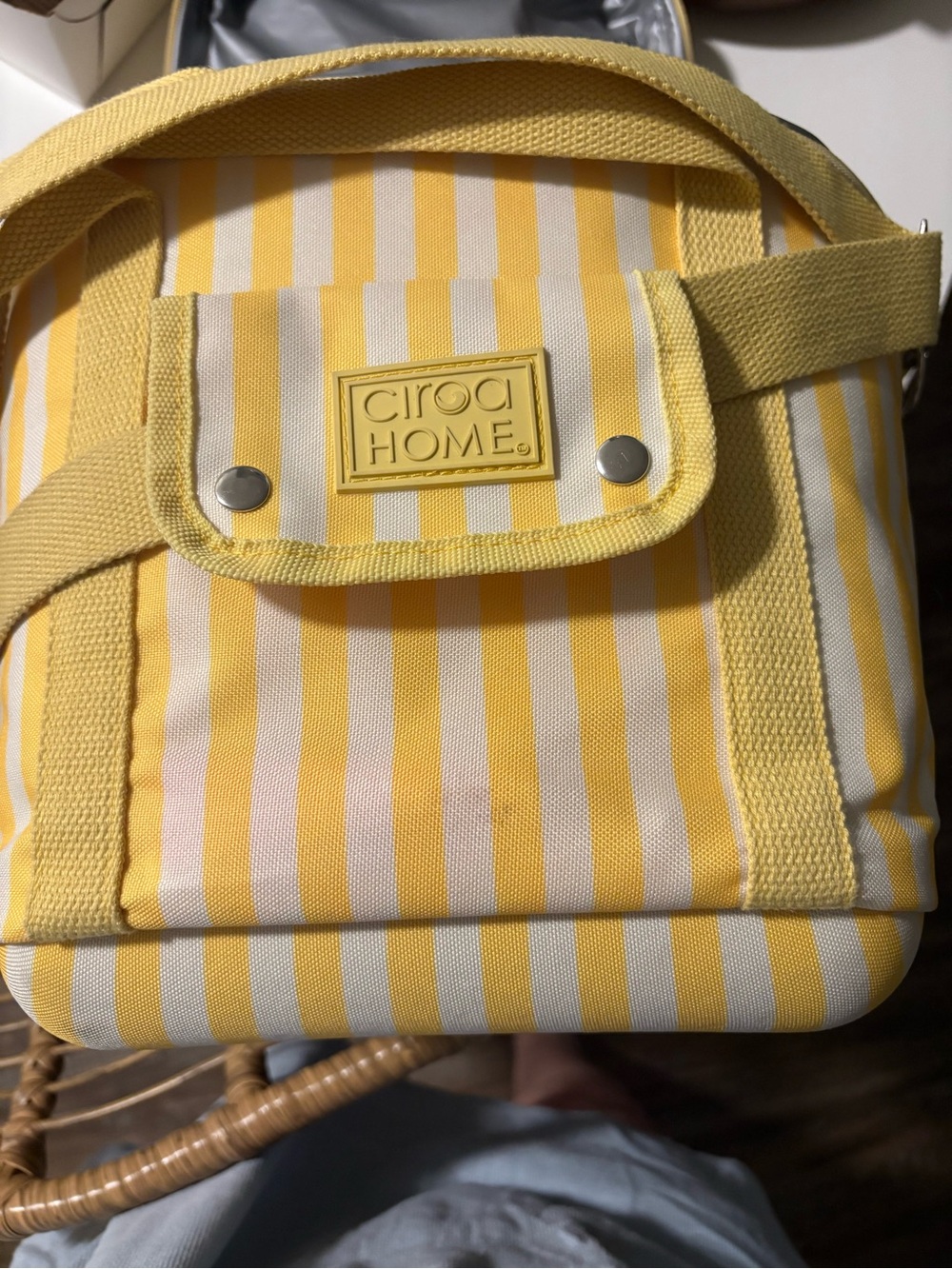 Yellow Striped cooler bag - Picture 7 of 9